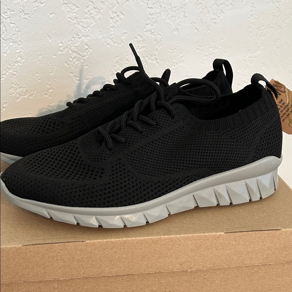 Naot Galaxy Black Knit Sneakers